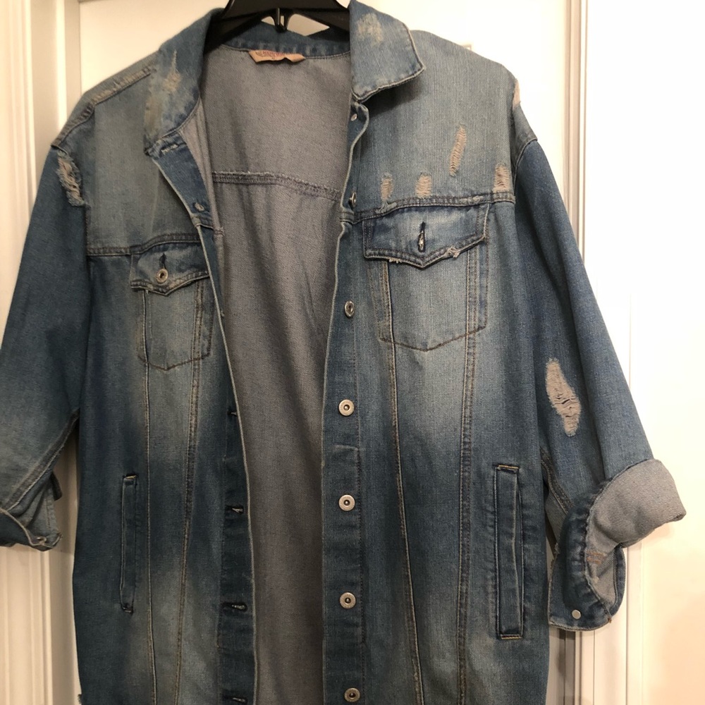 ▪️Distressed Denim Jacket▪️